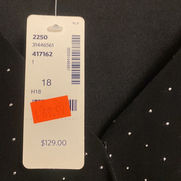 Michel Studio Long sleeve cocktail dress. High-low hem. Silver stamp pattern. 18 - Picture 5 of 5